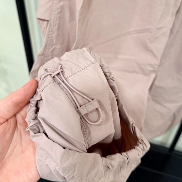 Uniqlo Pink Parachute Pants, Women's Size L - Picture 4 of 7